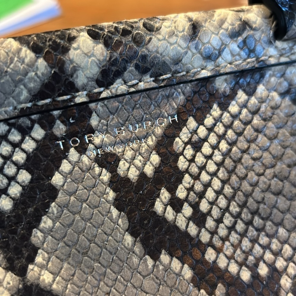 Tory Burch Block T Satchel Snakeskin 🐍 - Picture 3 of 16